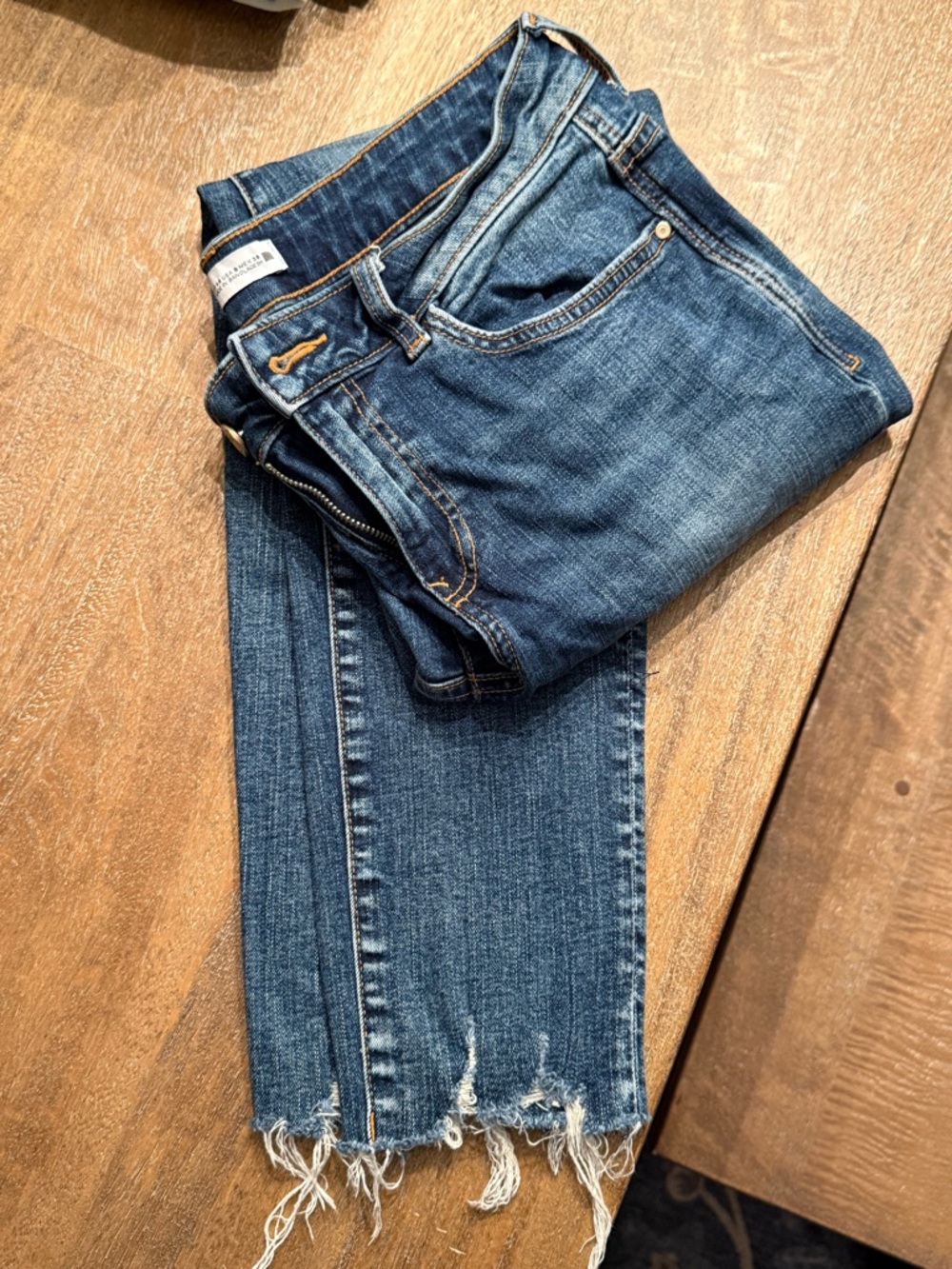 Zara Women's Dark Blue Distressed Cropped Jeans